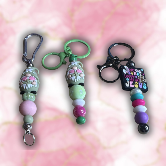 10% off🏷️Spring/Easter Beaded Keychains