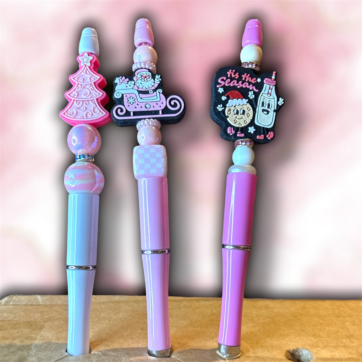 10% off🏷️ Pink Christmas Pens
