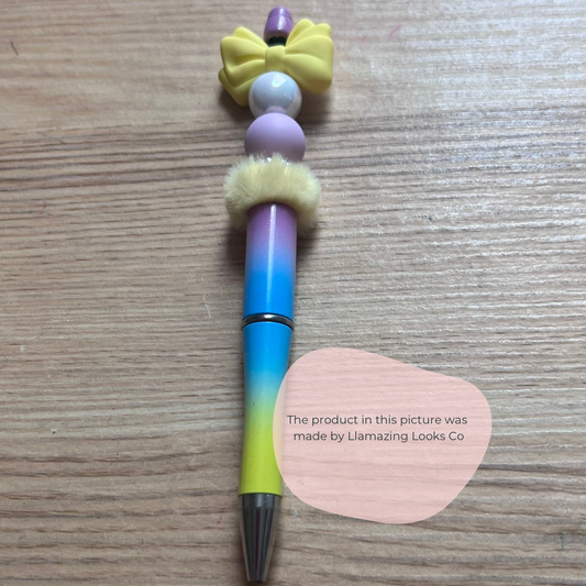 Fluffin’ bow beaded pen